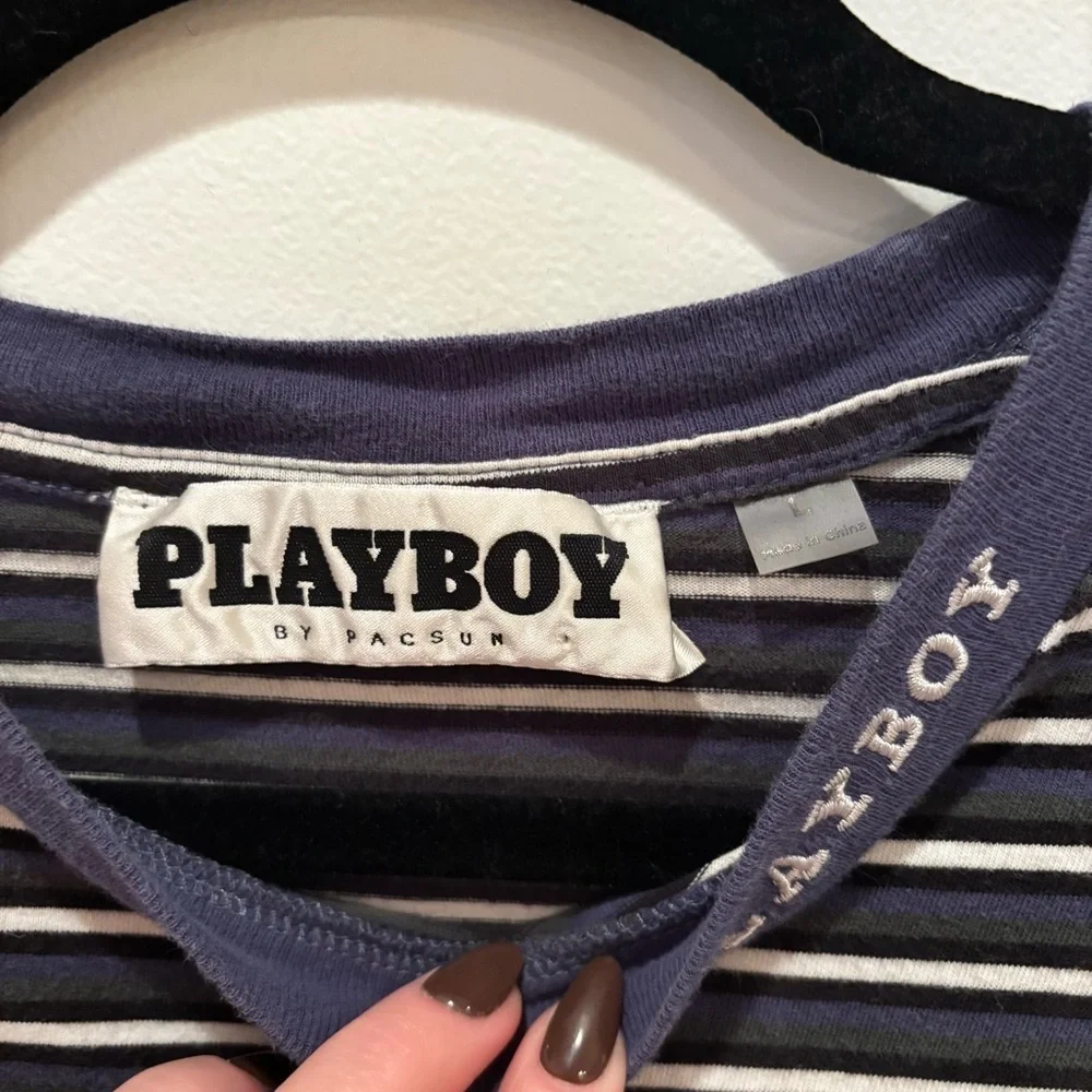 Playboy by Pacsun Metallic Bunny Men's Striped Crewneck T-shirt 100% cotton L
